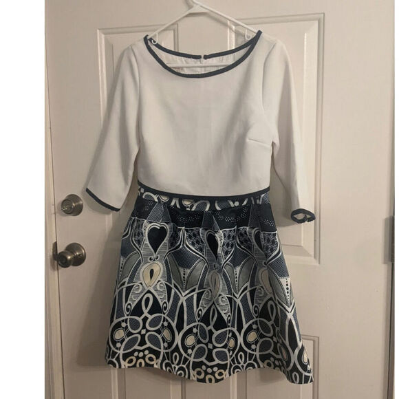 Chun Mei Na Fit & Flare Blue & White Medium Dress - Picture 1 of 10